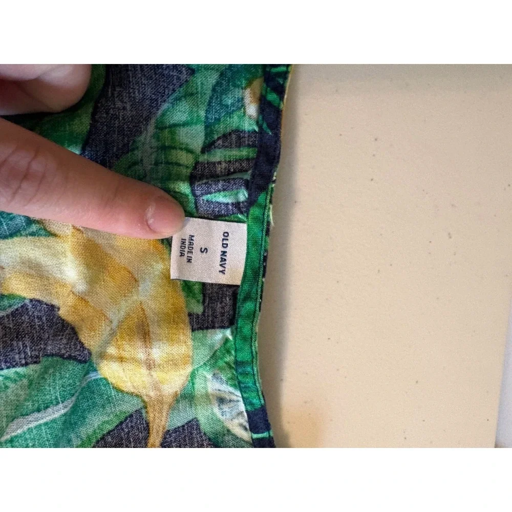 Old‎ Navy Womens S Tropical Banana Print V-Neck Button Front Blouse Cotton Mix